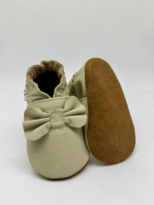 Moño beige